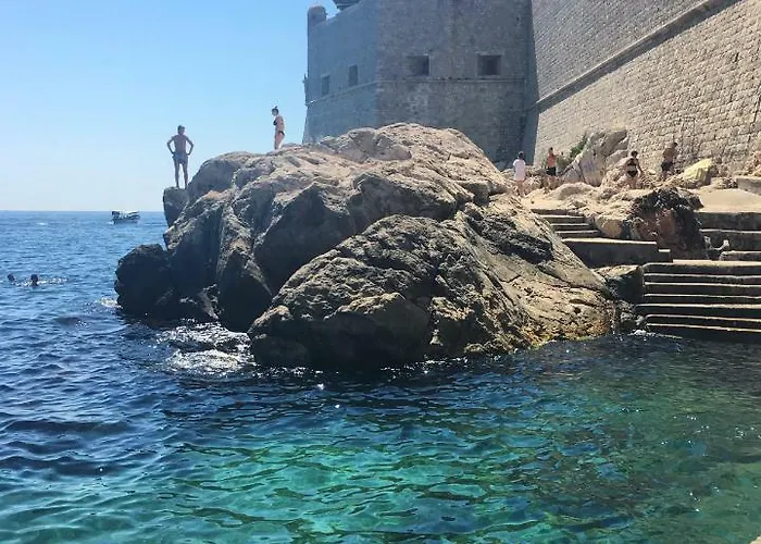 Serendipity Centre-free Parking Apartman